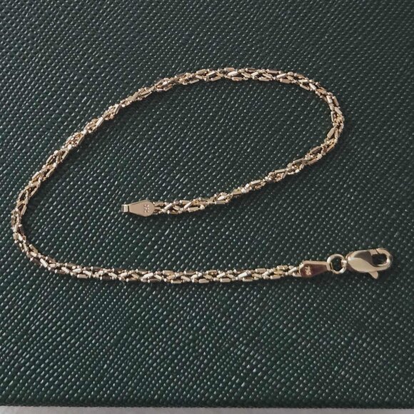 Jewelry - 18k Gold bracelet